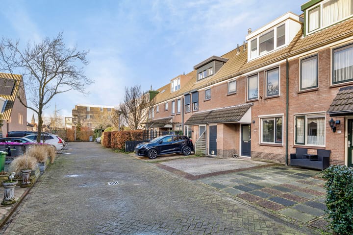 Foto 6 van Anna van Saksenstraat 43