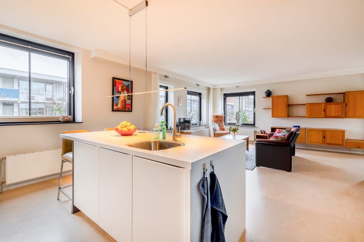 Foto 29 van Eurostate 14