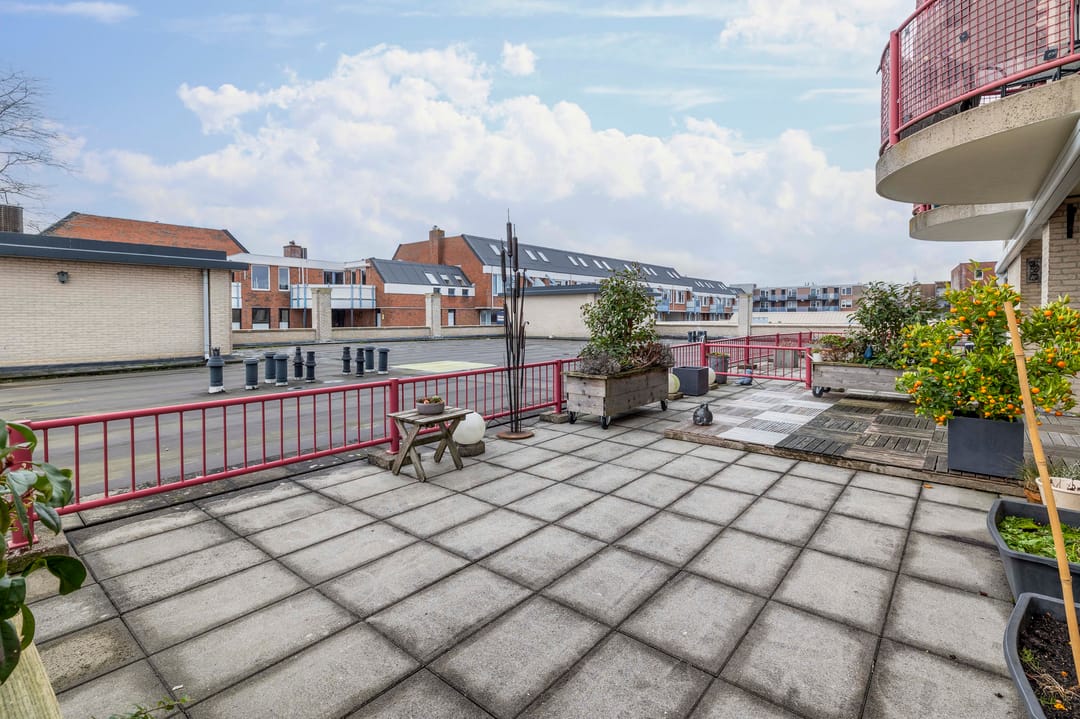 Photo 31 of Eurostate 14