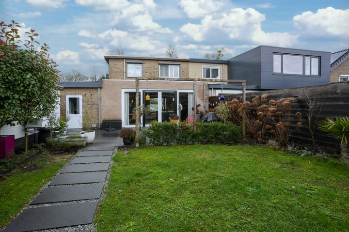 Foto 42 van Mevrouw van der Meijstraat 13