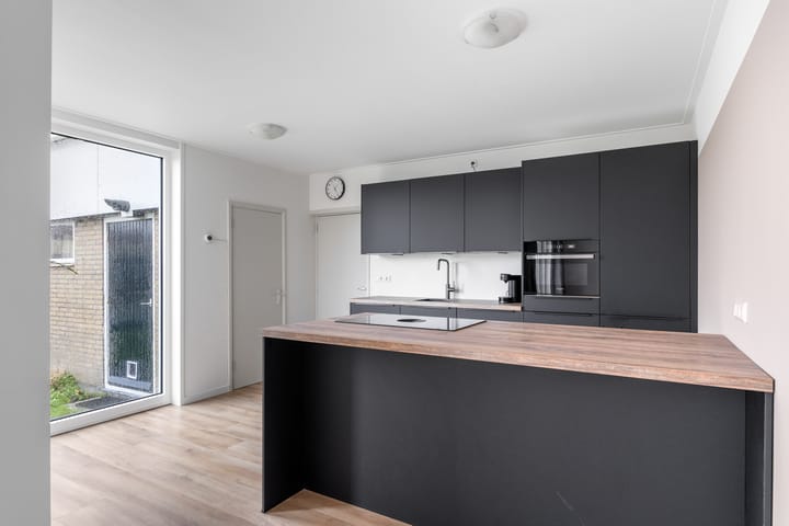 Foto 11 van Harlingerstraat 66