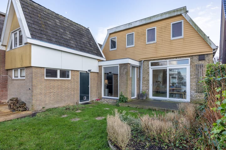 Foto 35 van Harlingerstraat 66