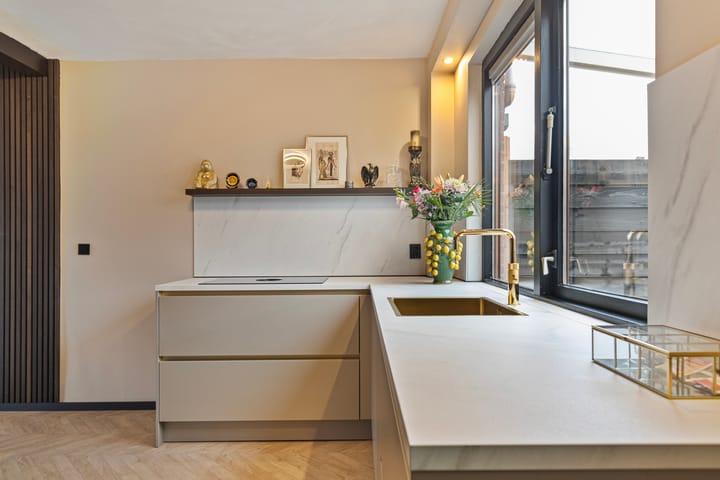 Foto 17 van Minervastraat 69