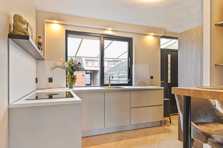 Foto 21 van Minervastraat 69