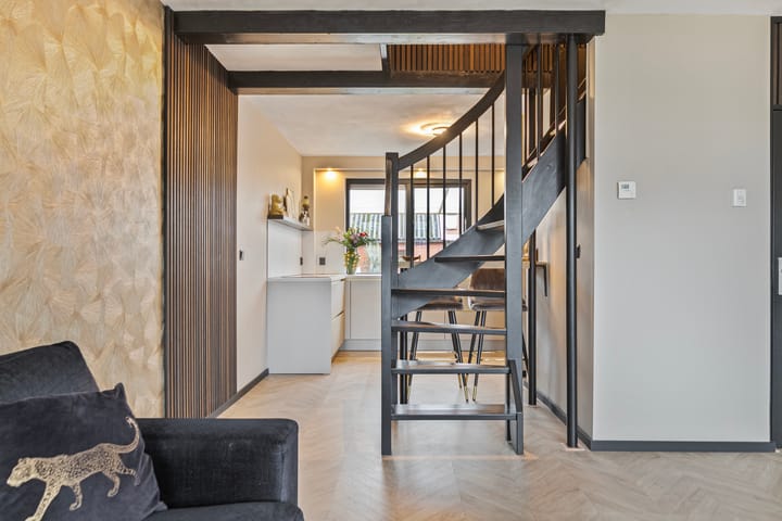 Foto 25 van Minervastraat 69