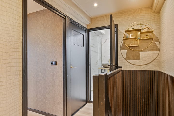 Foto 32 van Minervastraat 69