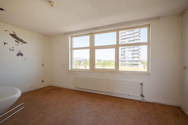 Foto 17 van Conny Stuartlaan 86