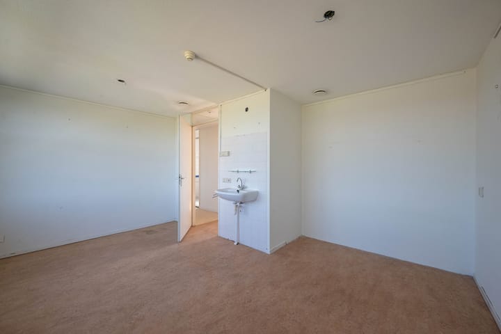 Foto 18 van Conny Stuartlaan 86