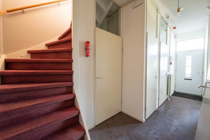 Foto 8 van Conny Stuartlaan 86