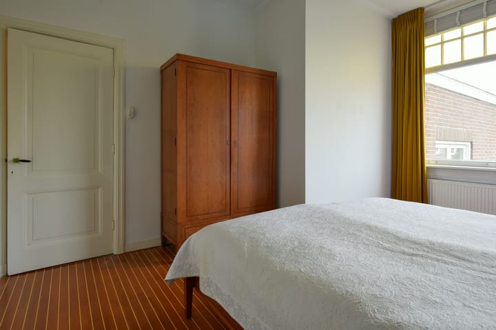 Foto 28 van Kennemerstraatweg 132