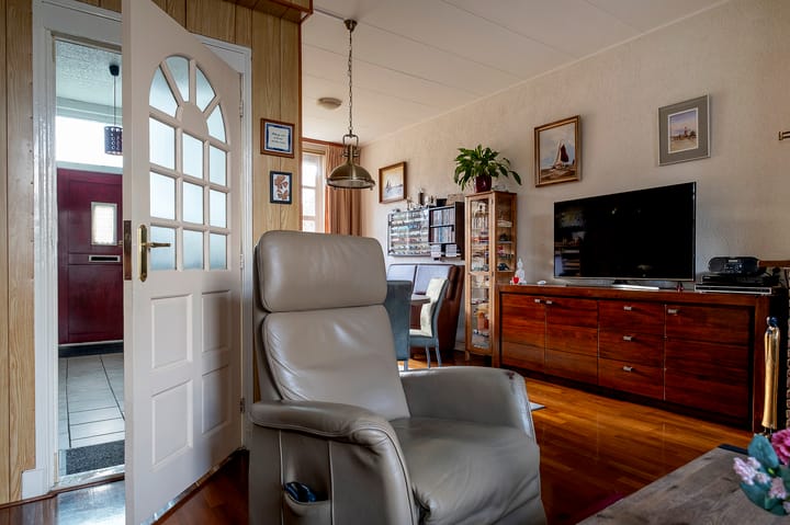 Foto 12 van Hoofdweg 70