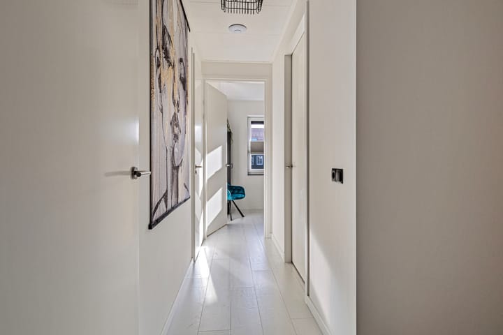 Foto 23 van Meerkoetstraat 32