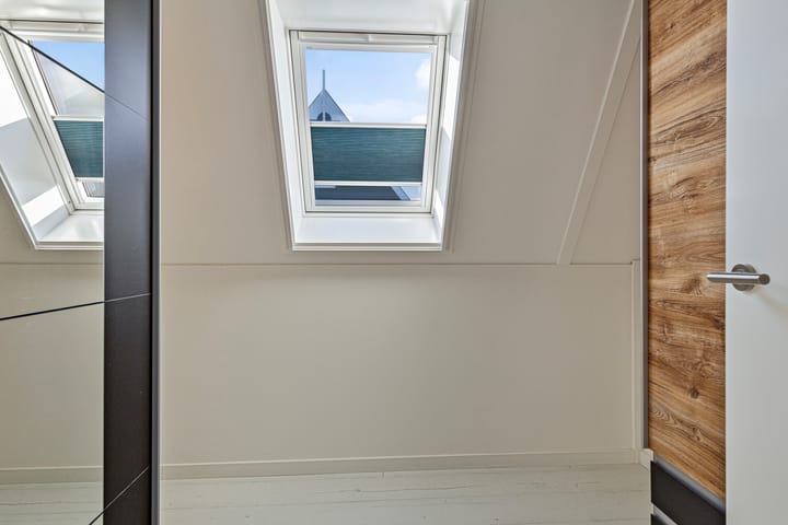 Foto 34 van Meerkoetstraat 32