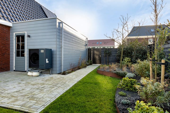 Foto 38 van Meerkoetstraat 32