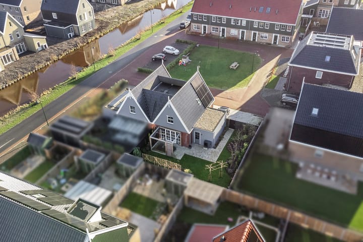 Foto 43 van Meerkoetstraat 32