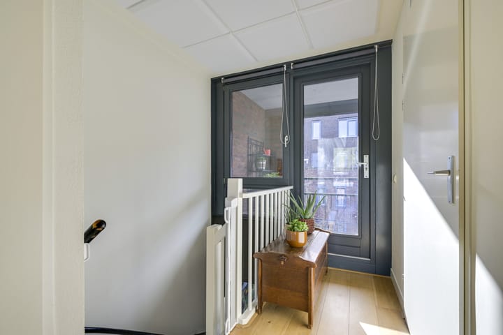 Foto 27 van Alberdingk Thijmstraat 15