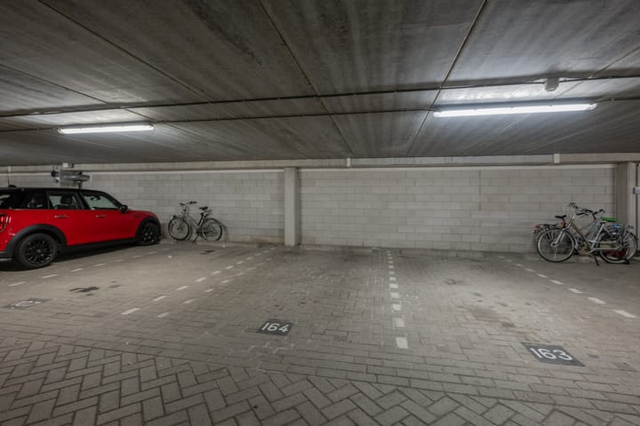 Foto 39 van Alberdingk Thijmstraat 15