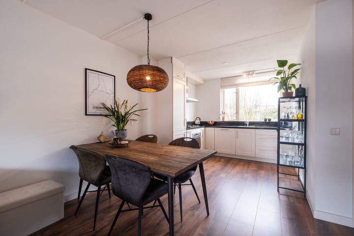 Photo 4 of Langeweide 8