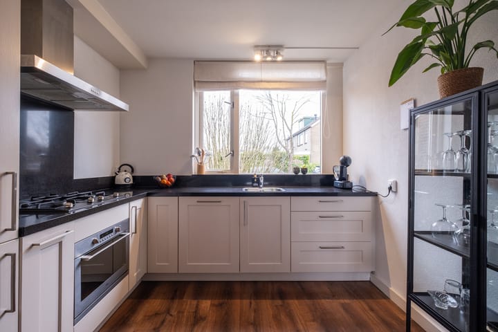 Photo 3 of Langeweide 8