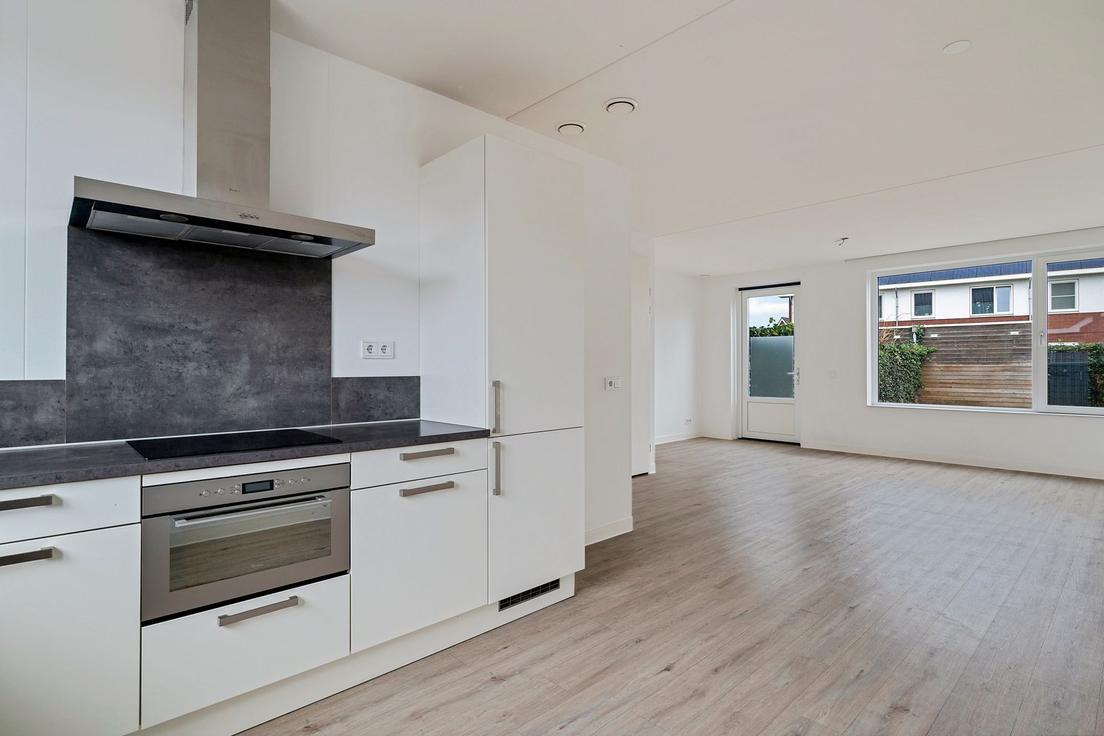 Foto 9 van Willem Neerfeldtstraat 41