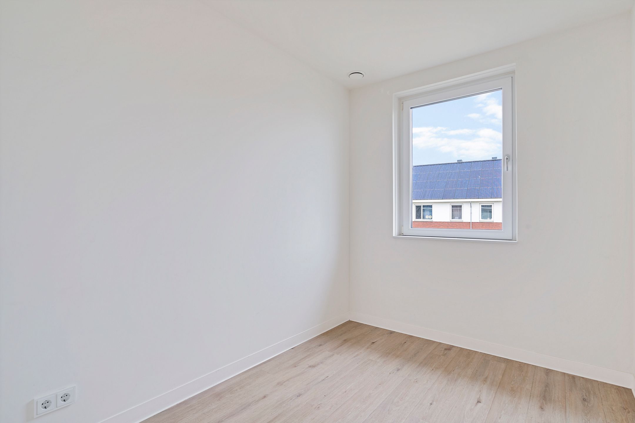 Foto 18 van Willem Neerfeldtstraat 41