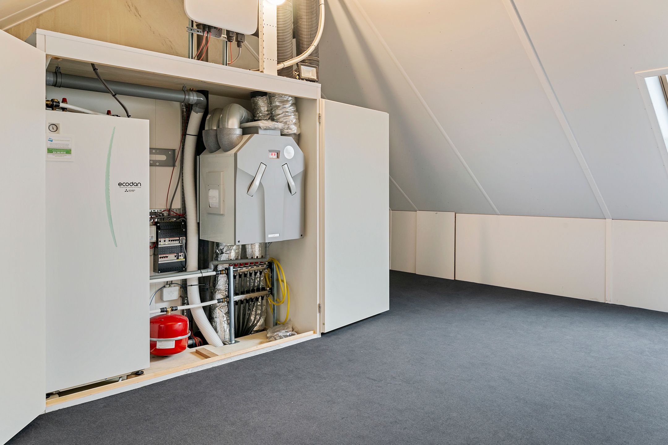 Foto 27 van Willem Neerfeldtstraat 41