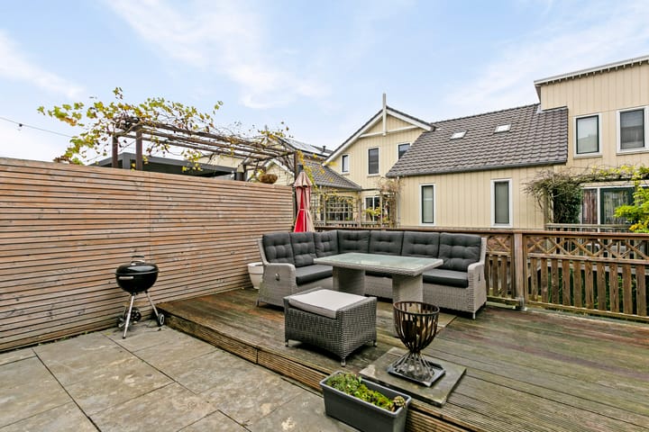 Foto 10 van Anton Pieckhof 26