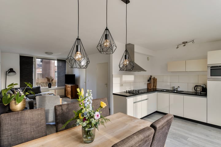 Foto 10 van Gounodstraat 8