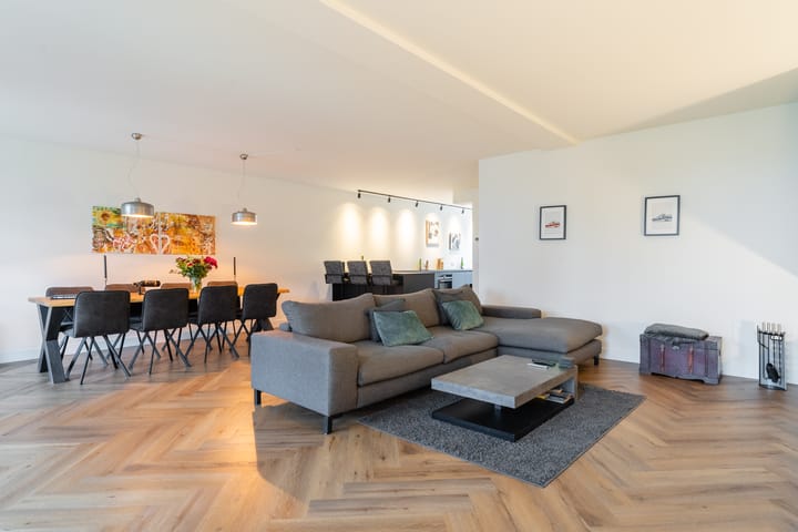 Foto 2 van Burt Bacharachstraat 80