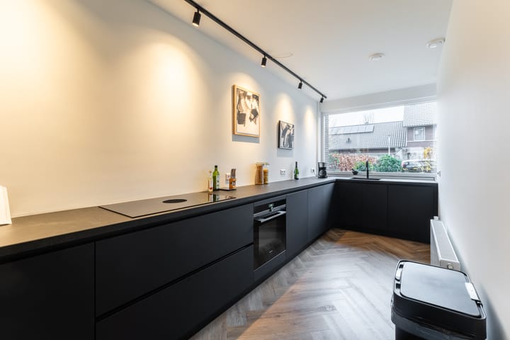 Foto 26 van Burt Bacharachstraat 80