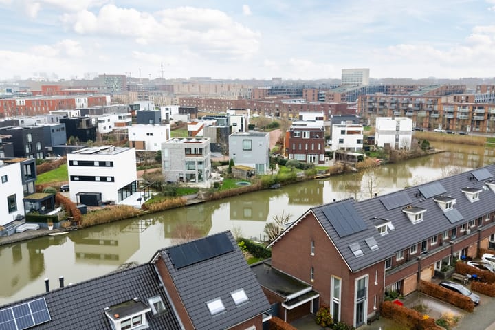 Foto 68 van Burt Bacharachstraat 80