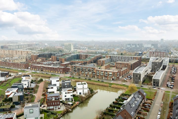 Foto 72 van Burt Bacharachstraat 80