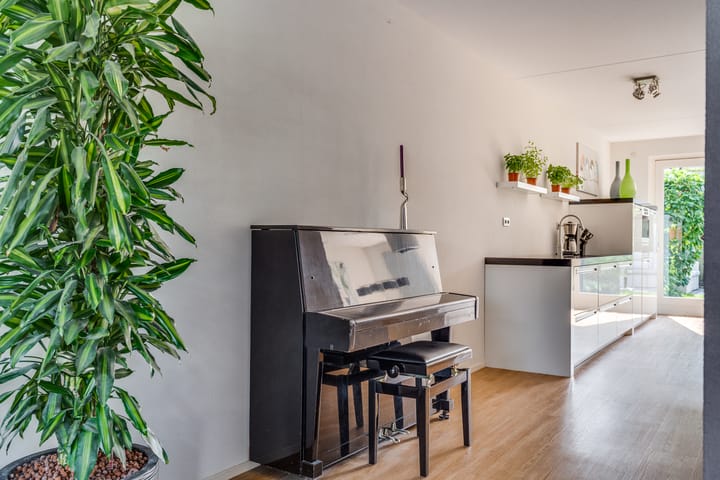 Foto 14 van Heinelaan 26