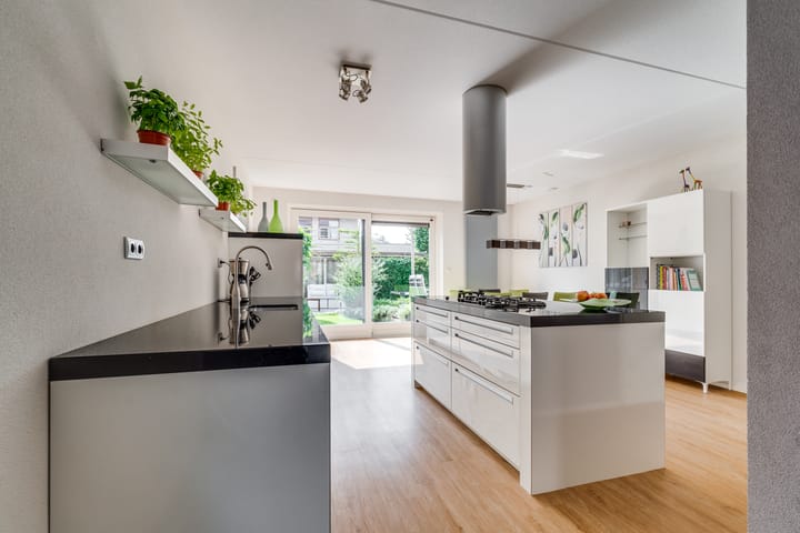 Foto 15 van Heinelaan 26