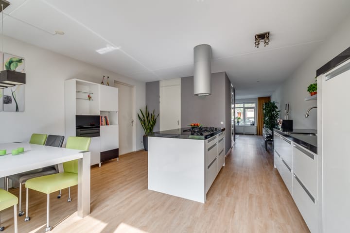 Foto 19 van Heinelaan 26