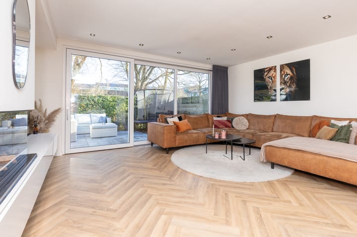 Foto 14 van Karos 68