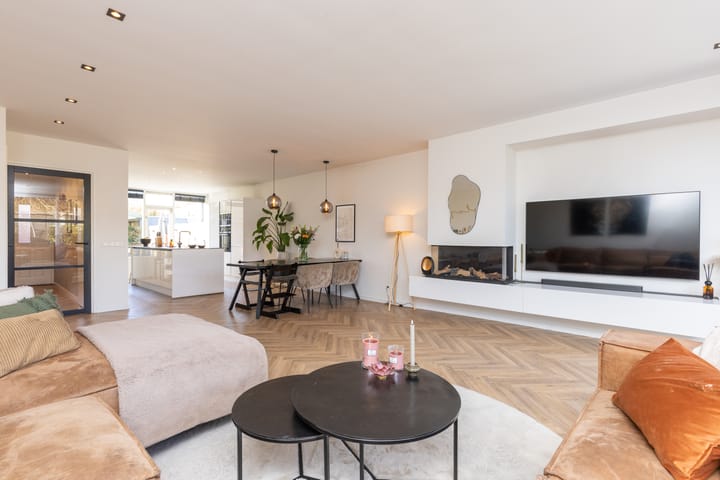 Foto 16 van Karos 68