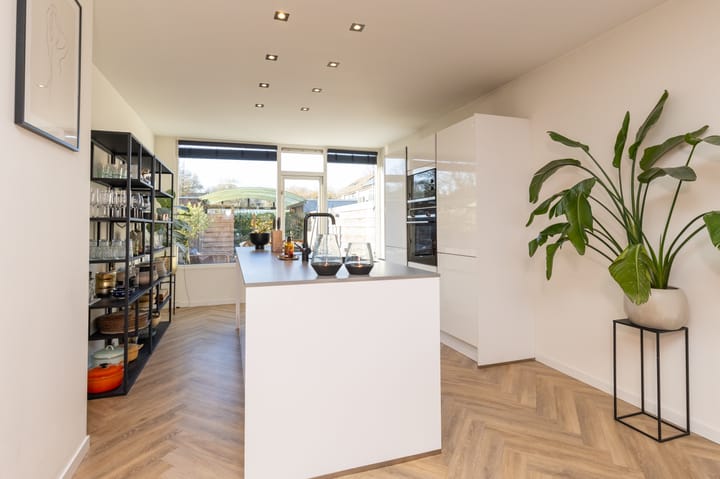 Foto 21 van Karos 68