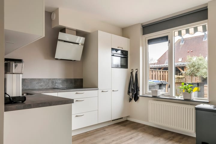 Foto 12 van H.J. Ganzemanstraat 49