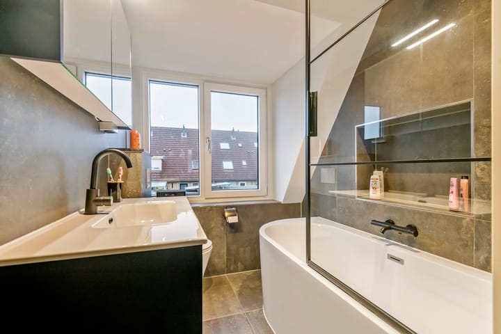 Foto 21 van H.J. Ganzemanstraat 49