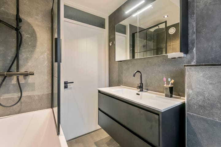 Foto 22 van H.J. Ganzemanstraat 49