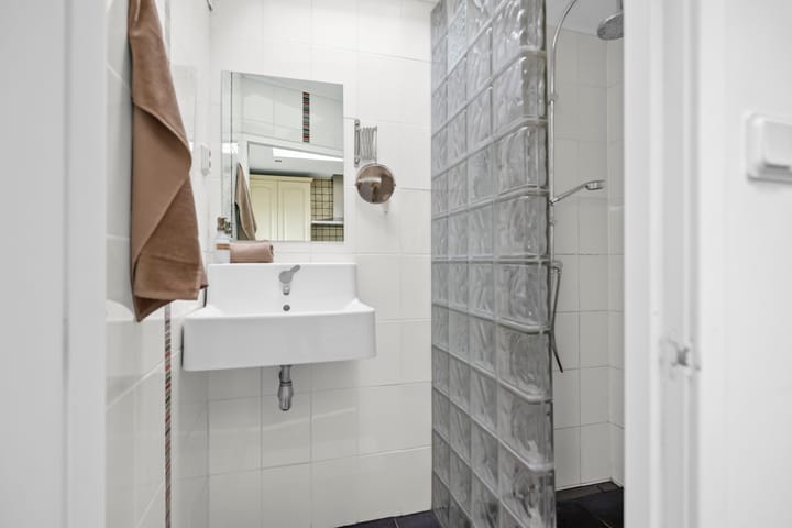 Foto 9 van Diaconiestraat 28