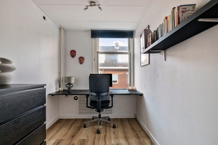 Foto 20 van Esdoornstraat 6