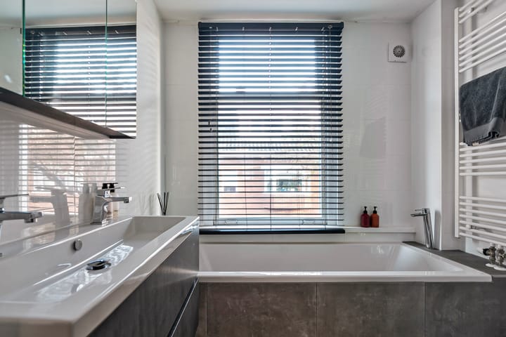 Foto 22 van Esdoornstraat 6