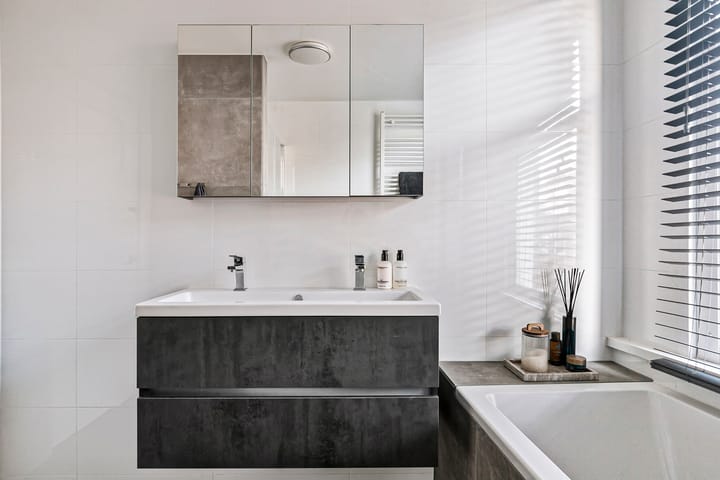 Foto 24 van Esdoornstraat 6