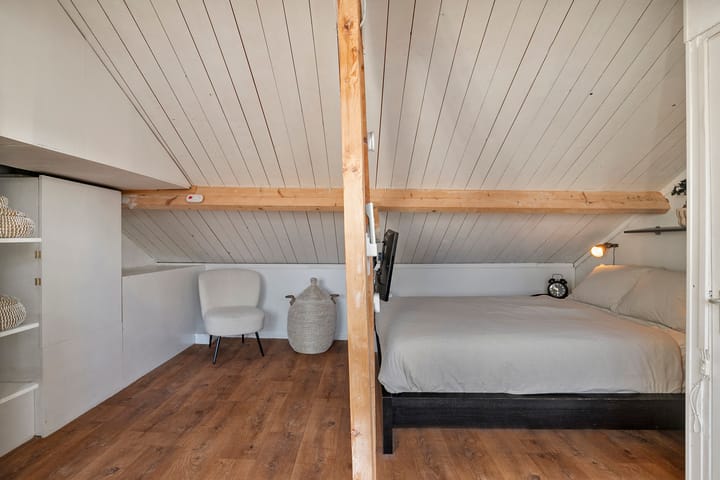 Foto 27 van Esdoornstraat 6