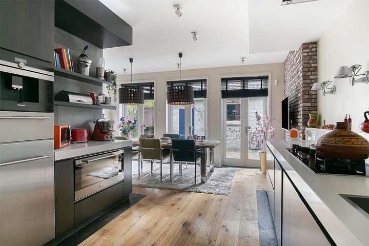 Foto 15 van Julianalaan 111