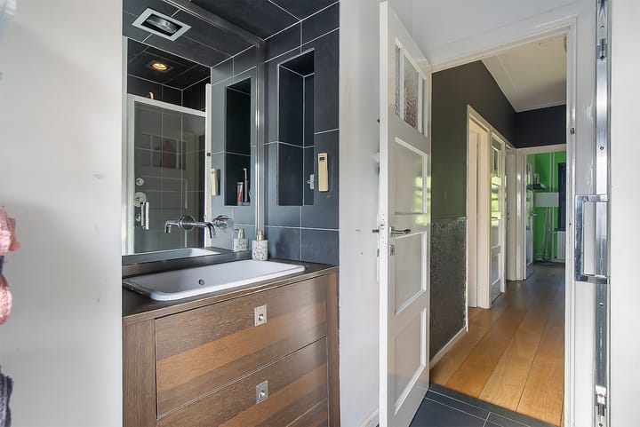 Foto 29 van Julianalaan 111