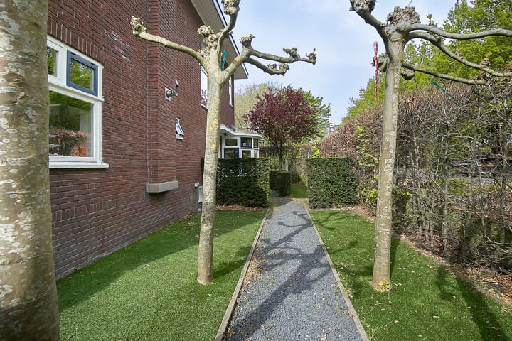 Foto 44 van Julianalaan 111