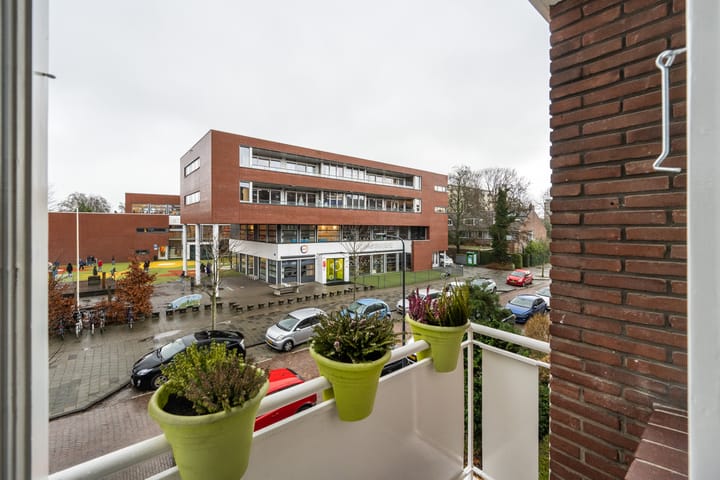 Foto 26 van Oppenheimstraat 63